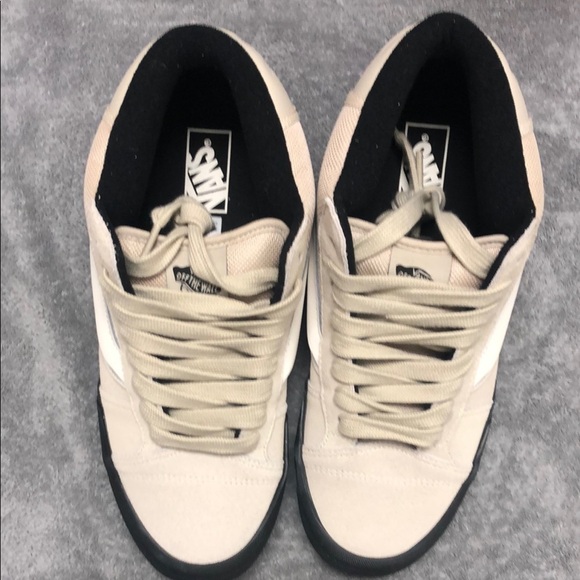 Vans Knu Mid Century Tan and Black Classic Sneakers - Picture 5 of 6